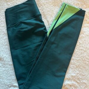 Peloton Dark Green and Lime Leggings